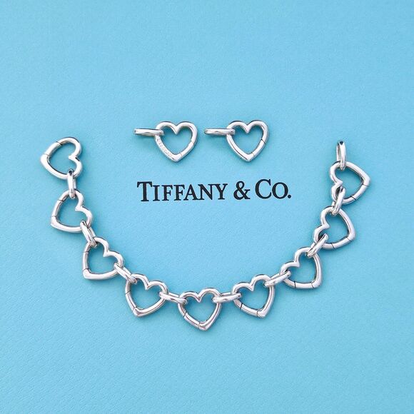ULTRA RARE Vintage Tiffany & Co. Multi Heart Clasping Link Silver Bracelet - Picture 2 of 4